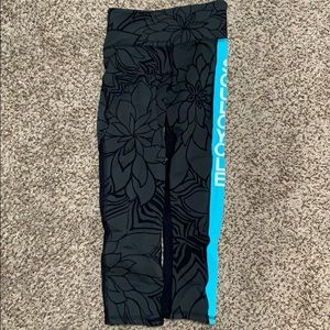 Vented SoulCycle adorable floral pants